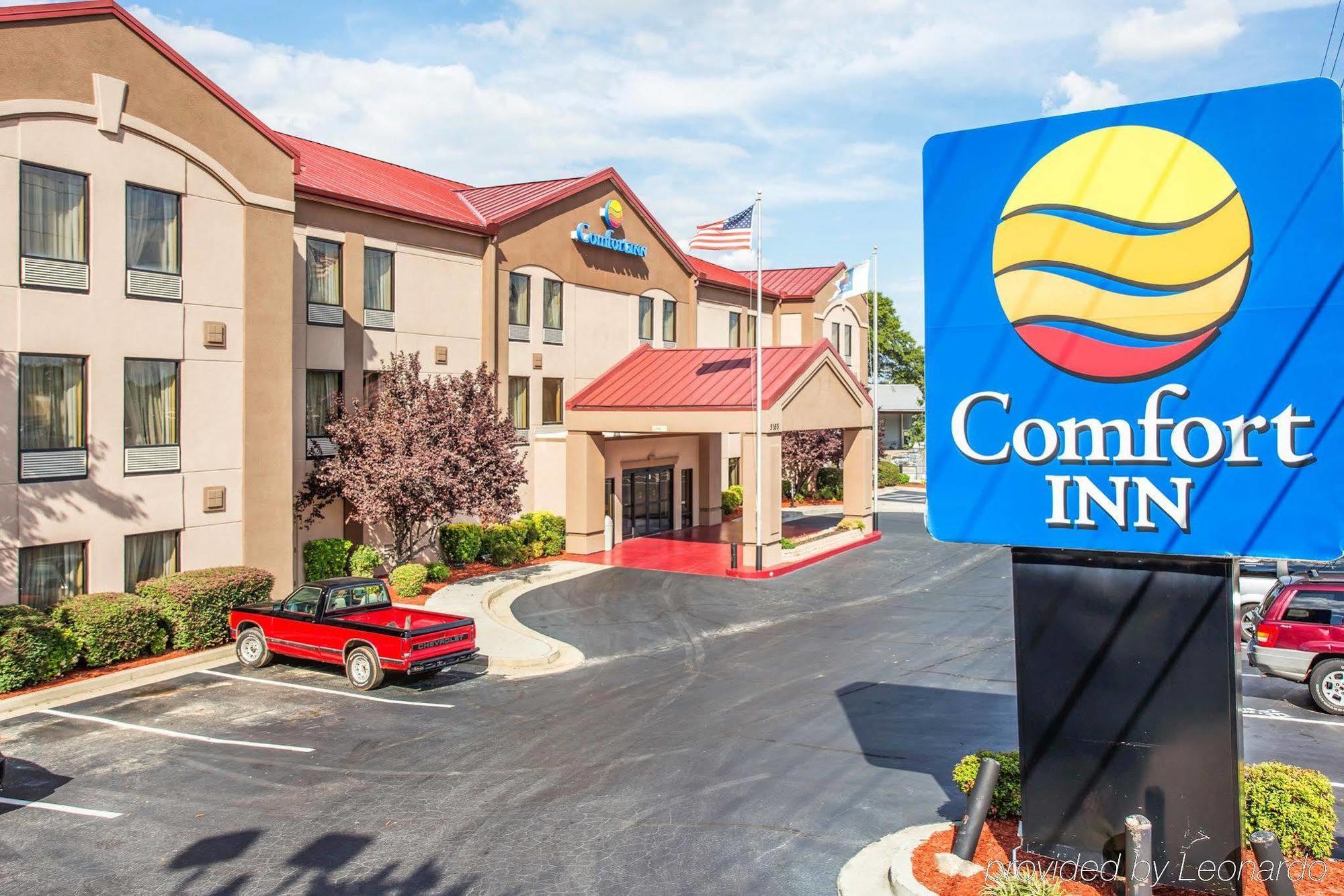 Comfort Inn & Suites At Stone Mountain Exterior photo